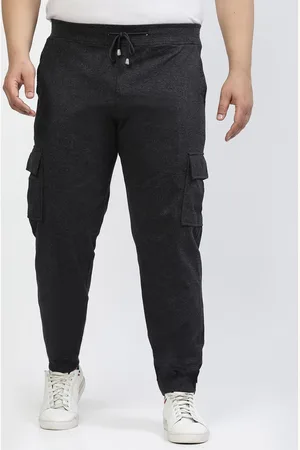 Pluss Men Charcoal Straight-Fit Cotton Joggers