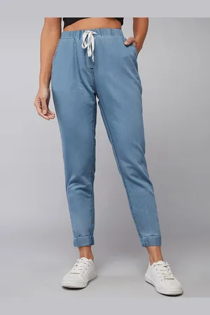 DOLCE CRUDO Women Lightweight Joggers Clean Look Mid Rise Stretchable Jeans