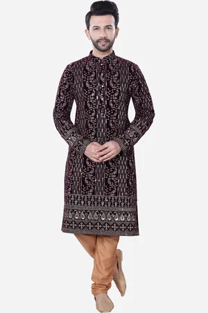 Avaeta Paisley Embroidered Regular Chikankari Velvet Kurta with Pyjamas