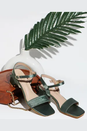 THE WHITE POLE Open Toe Block Heels