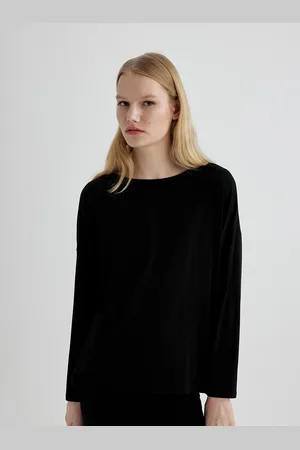 DeFacto Women Solid Round Neck Top