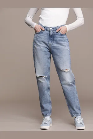 Calvin Klein Women Mom Fit Slash Knee Light Fade Stretchable Jeans