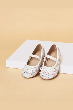 Pantaloons Girls Embellished Bow Detail Ballerinas