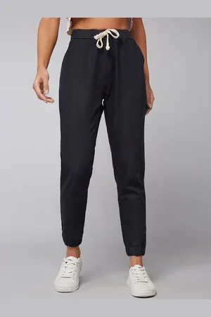 DOLCE CRUDO Women Lightweight Jogger Clean Look Mid Rise Stretchable Jeans