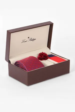 Louis Philippe Men Tie Pocket Square And Cufflink Accessory Gift Set