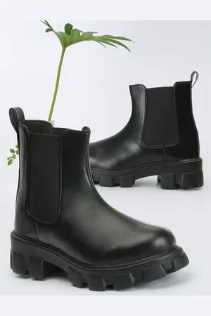 Vendoz Women Heeled Mid-Top Chelsea Boots