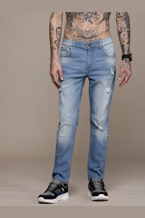 Roadster Men Slim Fit Mildly Distressed Light Fade Jeans