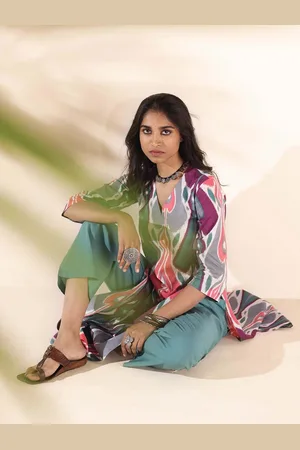 trueBrowns Women Ethnic Motifs Printed Regular Pure Cotton Kurta with Trousers