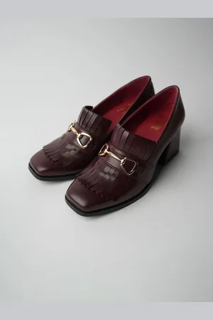 Theater Round Toe Block Heeled Pumps