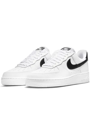 Nike Women Air Force 1 07 Sneakers