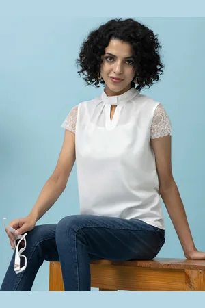 BEATNIK Keyhole Neck Top