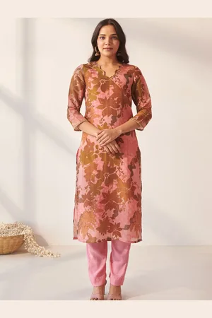 Ambraee Floral Printed V-Neck Regular Sleeves Straight Kurta With Trousers