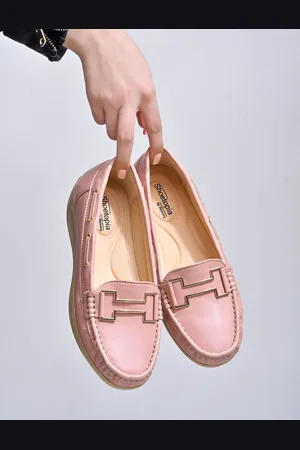 Shoetopia Girls Buckle Detailed Loafers
