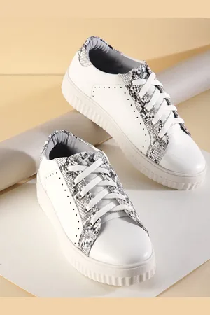 Mast & Harbour Women Snake Skin Textured Sneakers