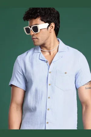 Sangria Men Relaxed Solid Casual Shirt