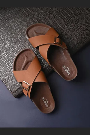 UNDERROUTE Men Comfort Sandals