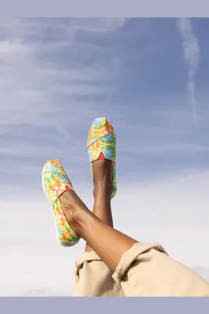 TOMS Women Tie Dye Canvas Alpargata Slip-on Sneakers