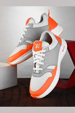 WOAKERS Men Colourblocked Contrast Sole Lace-Ups Sneakers