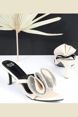 THE WHITE POLE Embellished Slim Heels