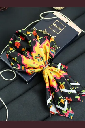PELUCHE Men Meadow Muse Pocket Square