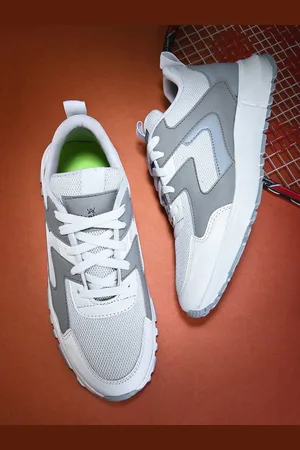 WOAKERS Men Colourblocked Contrast Sole Lace-Ups Sneakers