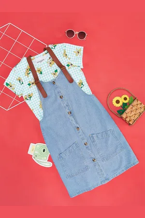 Pantaloons Girls Pure Cotton Dungarees With Top