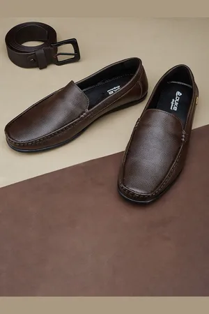 Duke Men Textured Lightweight Loafers