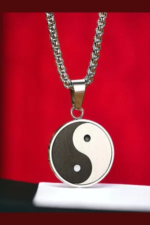 OOMPH Men Circular Pendants with Chains