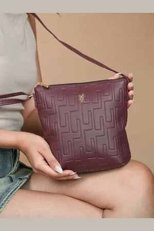 Baggit Textured Sling Bag