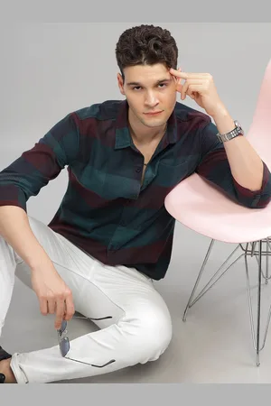 HERE&NOW Slim Fit Buffalo Checks Spread Collar Long Sleeves Casual Shirt