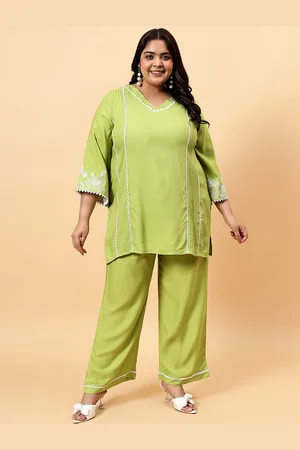 Bani Women Solid Embroidered Tunic with Trousers Co-Ords