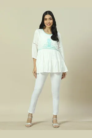 Rangriti Women Embroidered Three-Quarter Sleeves Longline Top