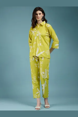 DressBerry Women Printed Shirt Collar Neck Shirt & Flared Trouser Co-Ords