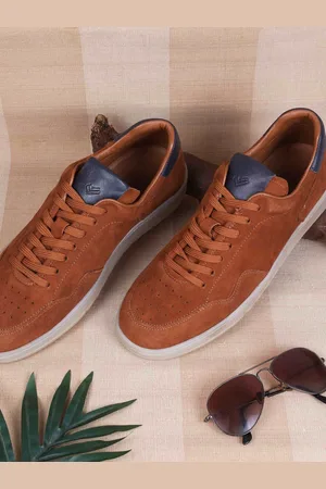 Metro Men Perforations Leather Sneakers