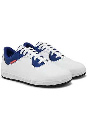 Metronaut Men Colourblocked Lightweight Leather Sneakers