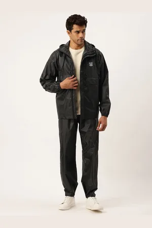 Sports52 Men Comfort Fit Light Weight Rain Suit With Pouch