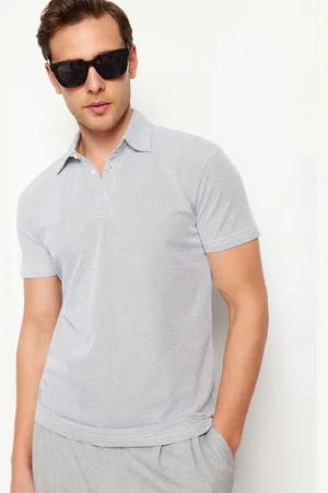 Trendyol Men Polo Collar Solid T-shirt
