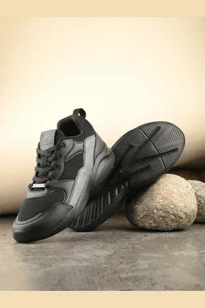 OFF LIMITS Men Mesh Running Shoes
