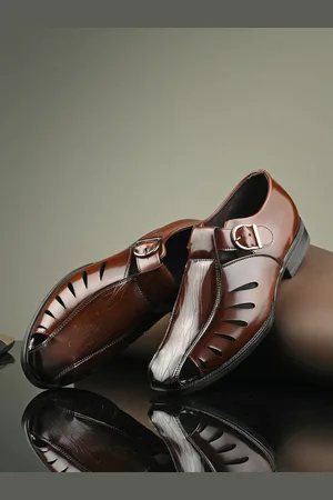 House of Pataudi Men Fisherman Shoes Style Sandals