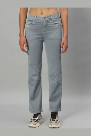 Chemistry Women Classic Straight Fit High-Rise Stretchable Jeans