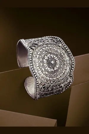ATIBELLE German Silver & Floral Shaped-Textured Bangle