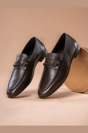 Red Tape Men Round Toe Memory Foam Leather Loafers