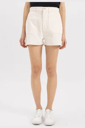 DeFacto Women Solid Mid-Rise Shorts
