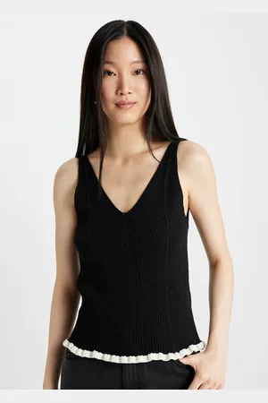 DeFacto Sleeveless Top