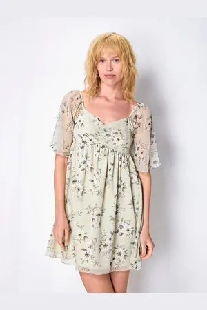 COVER STORY Women Floral Printed Sweetheart Neck Chiffon Empire Mini Dress