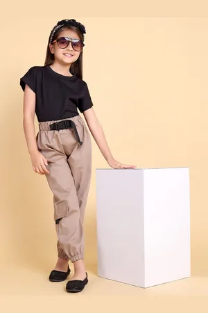 HERE&NOW Girls Pure Cotton T Shirt & Cargo Pant Set