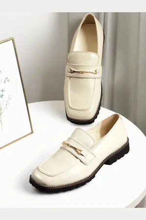 Kenneth Cole Women Square-Toe Horse Bit Loafers
