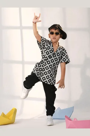 Vastramay Boys Premium Animal Opaque Checked Casual Shirt