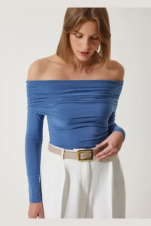 Happiness istanbul Solid Off-Shoulder Bardot Crop Top