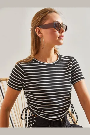 Bianco Lucci Striped Round Neck Short Sleeves Regular Top